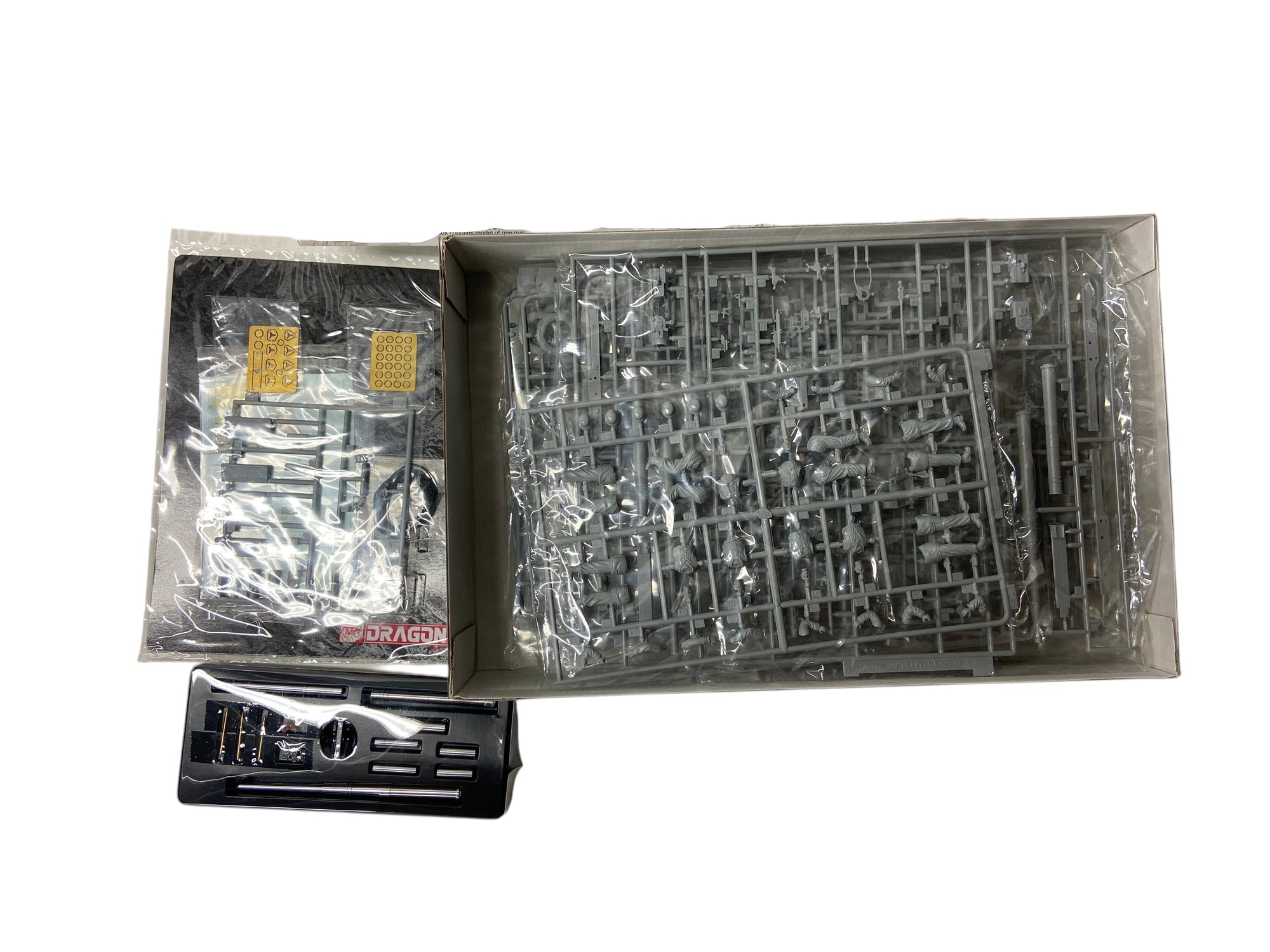 Dragon 1:35 88mm Flak 36 w/Flak Artillery Crew 6260
